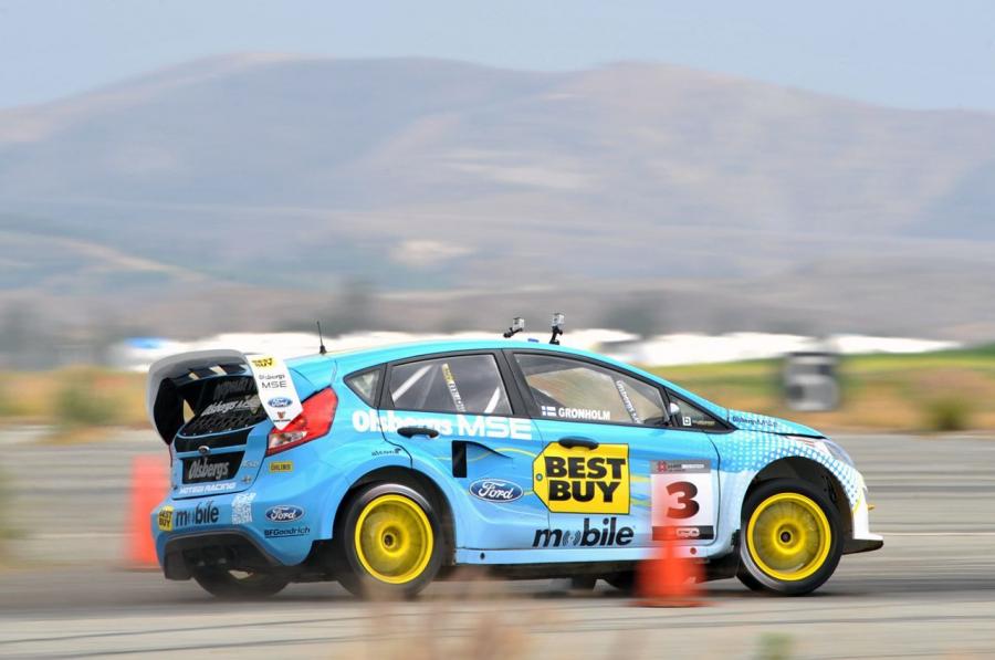  Ford Fiesta X Games 17 RallyCross 2011 года  (фото 29 из 30)